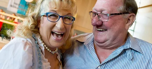 Lui il a du pif....même un gros!