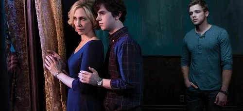 Bates Motel avec Rihanna, nouveau trailer sexy