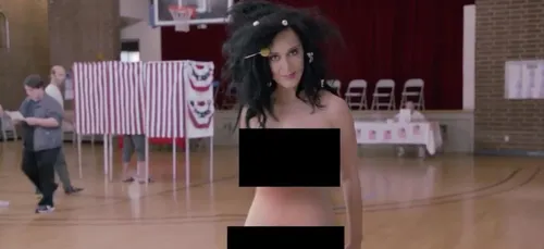 Katy Perry nue pour appeler à voter