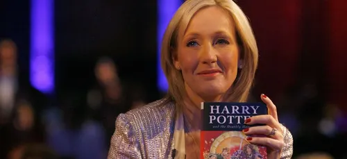 Harry Potter : J.K. Rowling dévoile une info inédite sur le sorcier !
