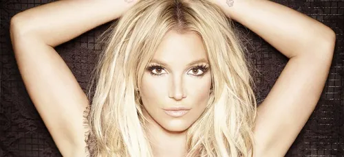 Britney Spears s'énerve en direct et s'explique sur son rasage de...