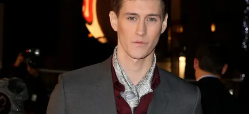 Jean-Baptise Maunier revient avec "Je Pars" !