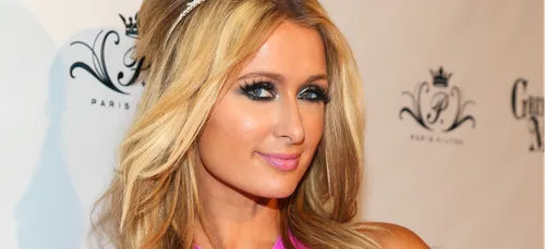 Paris Hilton est de retour avec son nouveau single "Summer Reign" !