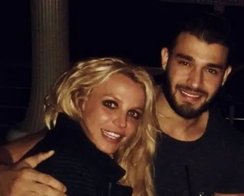 Britney Spears amoureuse : elle s'éclate avec son nouveau chéri sur...