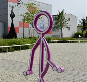 Après les faux radars : les faux piétons pour freiner les chauffards