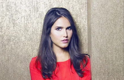 Joyce Jonathan publie une photo d'elle enfant ! Elle est...