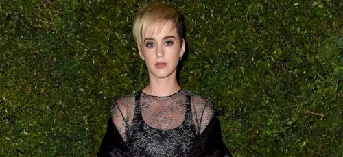 Katy Perry au musée Grévin: sa statue de cire ne lui ressemble pas...