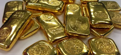 De faux policiers dérobent des lingots d’or chez une vieille dame