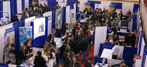 Plus de cent entreprises recrutent en Ile-de-France