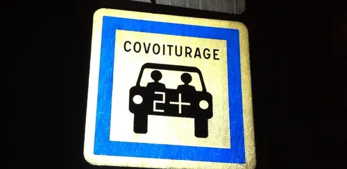 Valérie Pécresse se lance dans le covoiturage