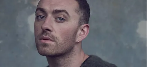 Sam Smith : sa déclaration d'amour à Brandon Flynn sur Instagram !...