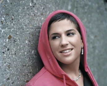 Diam's victime de menaces de mort et de multiples cambriolages