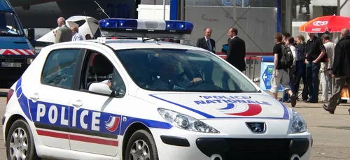 Un policier en prison après des attouchements sur une adolescente