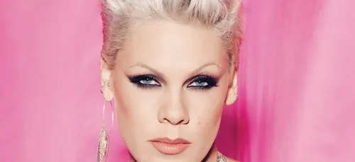 Pink, Ed Sheeran, Bruno Mars… : quand les stars chantent Noël dans...