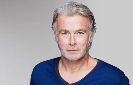 Franck Dubosc en larmes devant Karine Le Marchand (Vidéo)