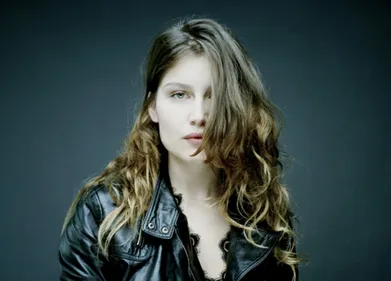 Laetitia Casta pose nue sur Instagram (Photo)