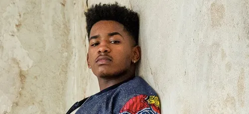 Lisandro : cherche l'amour et décrit sa petite-copine idéale