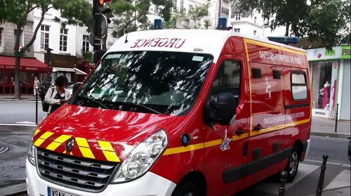 Ils tentent de bruler vif un sans-abri à Paris