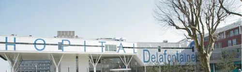 Une maman dort par terre à l’hôpital pour veiller son fils