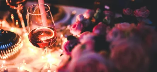 Saint-Valentin : dîner aux chandelles ou match Real-PSG ?