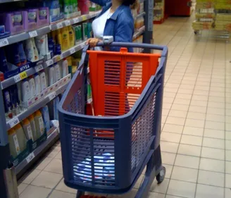 Il aurait tenté d’enlever une fillette dans son charriot de...