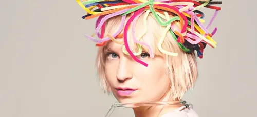 Sia : Céline Dion fait des révélations sur la chanteuse !