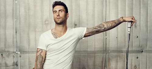 Adam Levine : Behati Prinsloo publie une première photo de leur...