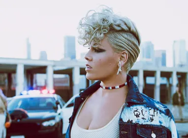 Pink : sa fille de 6 ans s’engage déjà dans l’humanitaire ! (Photo)