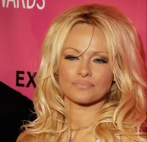 Pamela Anderson : Tommy Lee frappé par son propre fils (Photo)