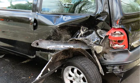 L’expert automobile remettait des épaves en circulation