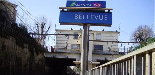 Hauts-de-Seine : le train passe, il se fait arracher l'orteil
