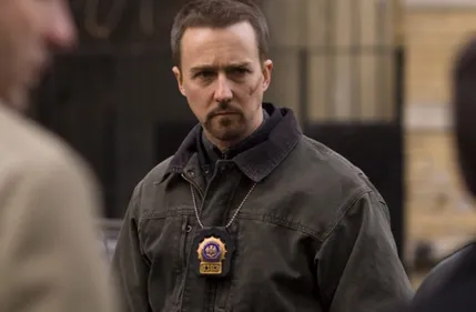 Un incendie mortel sur le tournage du nouveau film d’Edward Norton