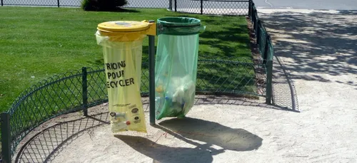 Paris : une nouvelle campagne pour plus de propreté