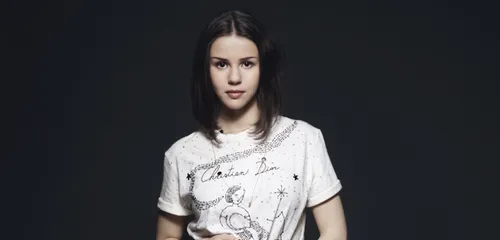 Marina Kaye publie une photo étonnante d’elle enfant (Photo)