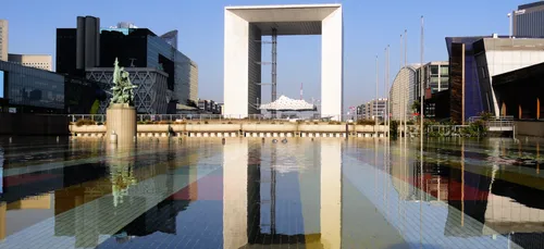 La Défense : deux ouvriers meurent sur deux chantiers