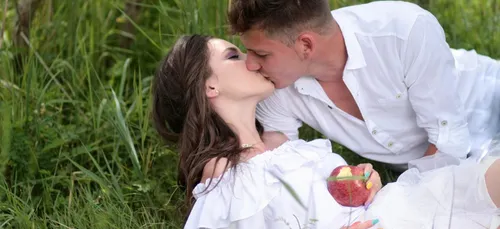 Quelles sont les bonnes techniques pour bien embrasser ?