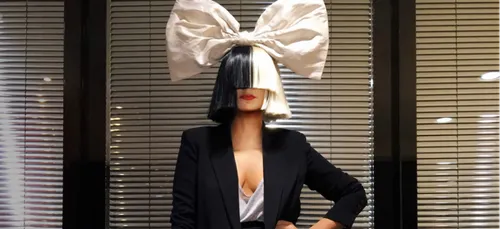 Sia rejoint un nouveau " super-groupe " de musique (Photo)