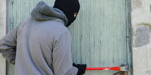 Essonne : le voleur-violeur présumé condamné