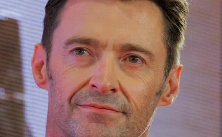 Hugh Jackman se fait méchamment troller par Deadpool dans une vidéo...