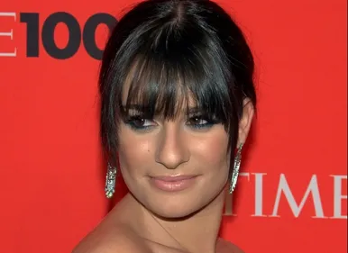 Lea Michele : l’actrice de Glee s’est fiancée (photo)