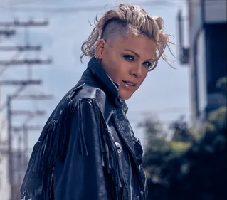 Pink : la vidéo hilarante de sa fille pendant son concert (Vidéo)