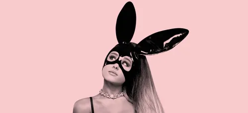Ariana Grande : sa prestation originale avec des instruments en...