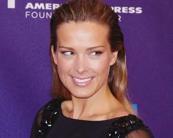 Festival de Cannes : Petra Nemcova dévoile accidentellement sa...