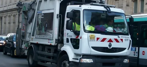Paris : un camion-poubelle volé, deux hommes interpellés