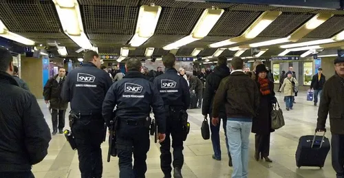 Il finit en fauteuil roulant après une interpellation musclée à...