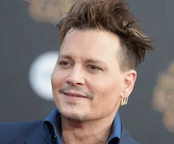Méconnaissable et amaigri, les fans de Johnny Depp s’inquiètent...