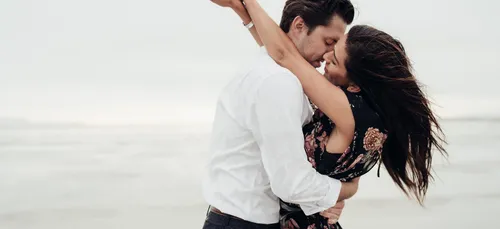 Quels prénoms portent les femmes les plus infidèles ?