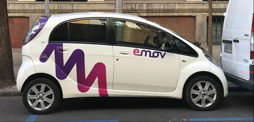 On connaît l’une des voitures qui pourrait chasser Autolib !