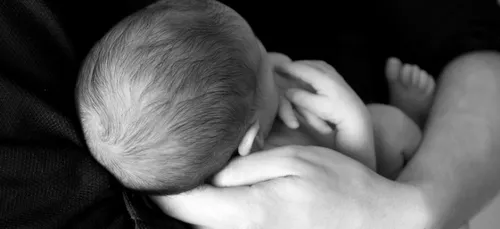 Créteil : la nourrice en garde à vue après la mort d’un bébé