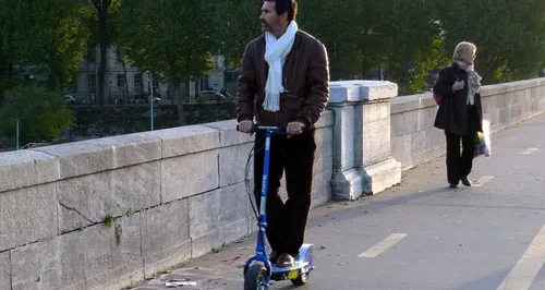 Trottinettes électriques : ce nouveau moyen de transport débarque...